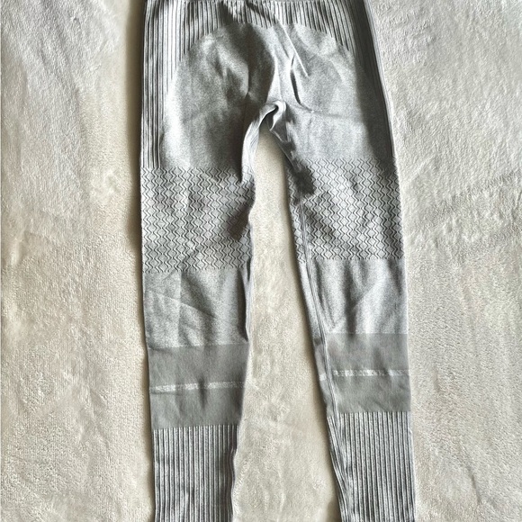 Amelia Leggings Size M - Picture 4 of 7